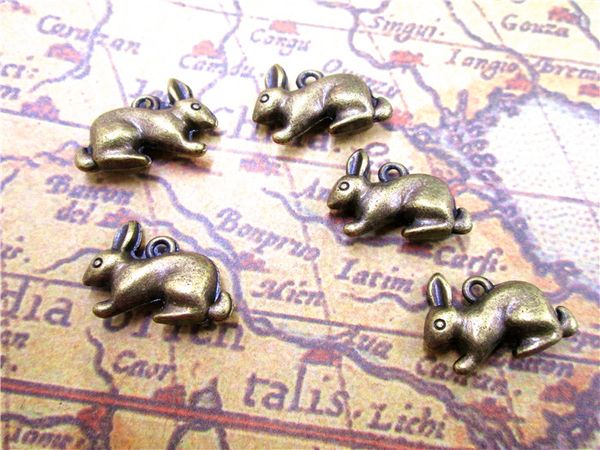 30pcs--antique bronze lovely the fat rabbit charms pendant 5x13x20mm, Bronze;silver
30pcs--antique bronze lovely the fat rabbit charms pendant 5x13x20mm, Bronze;silver