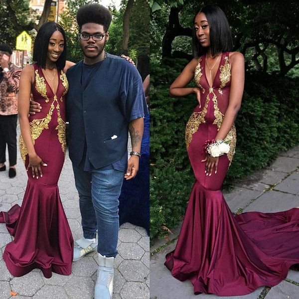 sweep train elegant deep v plunging burgundy mermaid halter evening prom dresses with gold appliques abendkleider lange eveningdress, Black;red
sweep train elegant deep v plunging burgundy mermaid halter evening prom dresses with gold appliques abendkleider lange eveningdress, Black;red