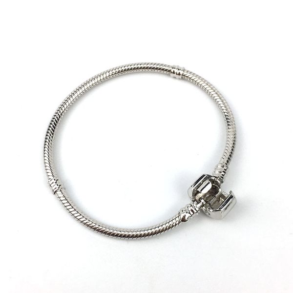 Pandora Style Charm Bracelet Snake Charm Bangle Wholesale Rhodium PlatedDIY Jewelry Without logo Top Quality Fit For Women And Men Stock
Pandora Style Charm Bracelet Snake Charm Bangle Wholesale Rhodium PlatedDIY Jewelry Without logo Top Quality Fit For Women And Men Stock