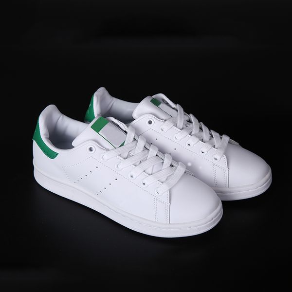 discount stan smith loafers for men womens originals leather casual shoes breathable perfect match leisure shoes with box, White;red
discount stan smith loafers for men womens originals leather casual shoes breathable perfect match leisure shoes with box, White;red