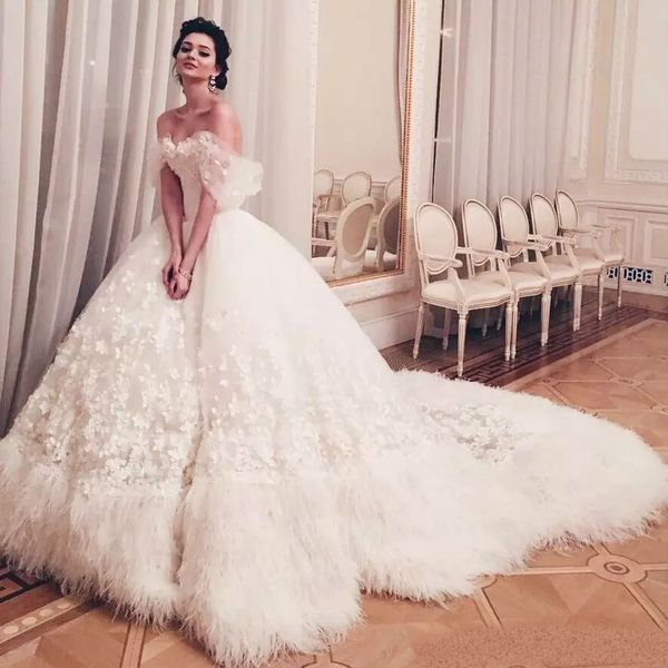 2018 latest luxury wedding dress with feathers off shoulder 3d floral appliques tulle cathedral train bridal gowns elegant wedding dresses, White
2018 latest luxury wedding dress with feathers off shoulder 3d floral appliques tulle cathedral train bridal gowns elegant wedding dresses, White