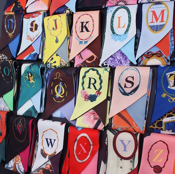 letters print twill silk scarf women luxury designer fashion handbag bow ribbons hair headband summer female small head scarves
letters print twill silk scarf women luxury designer fashion handbag bow ribbons hair headband summer female small head scarves