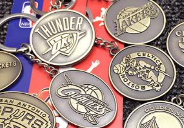 wholesale 100pcs fashion jewelry gifts from fans zinc alloy key chain antique bronze plated key rings, Silver
wholesale 100pcs fashion jewelry gifts from fans zinc alloy key chain antique bronze plated key rings, Silver