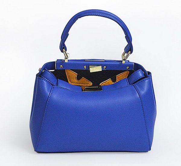 Famous Brand Monster Handbags Luxury Litchi Grain Leather Shoulder Bag Fashion Men woman Designer High Quality Crossbody F399 23cm
Famous Brand Monster Handbags Luxury Litchi Grain Leather Shoulder Bag Fashion Men woman Designer High Quality Crossbody F399 23cm