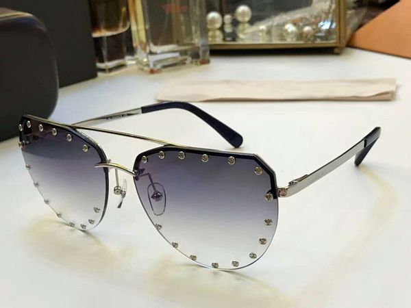 women 0984 studs pilot sunglasses silver grey lens 63mm fashion shades rimless sunglasses sun glasses new with box, White;black
women 0984 studs pilot sunglasses silver grey lens 63mm fashion shades rimless sunglasses sun glasses new with box, White;black