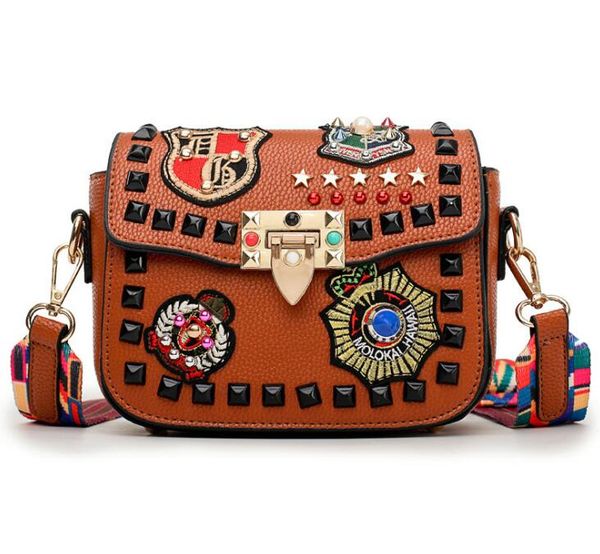 2018 female bag casual fashion woman bag metal chain ladies handbag pu cross body shoulder bags totes modern girl a32
2018 female bag casual fashion woman bag metal chain ladies handbag pu cross body shoulder bags totes modern girl a32