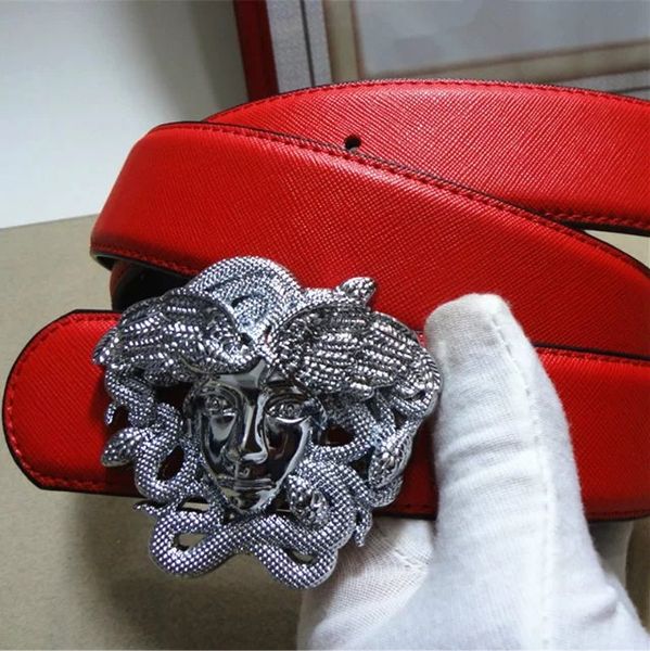 2018 big buckle with belt box men or women belt belts designer, Black;brown
2018 big buckle with belt box men or women belt belts designer, Black;brown