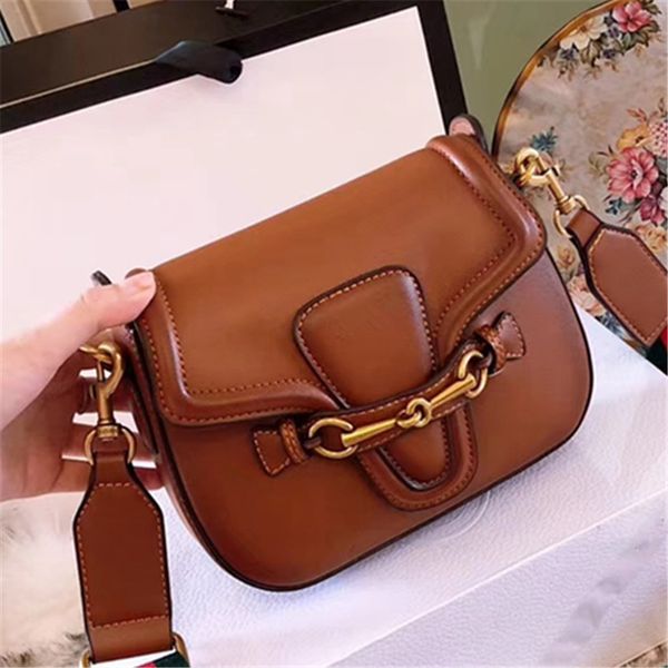 Retro saddle bag italy Luxury Marmont women Shoulder Bag good Quality Double Antique gold-toned hardware Lining with Dust Bag
Retro saddle bag italy Luxury Marmont women Shoulder Bag good Quality Double Antique gold-toned hardware Lining with Dust Bag