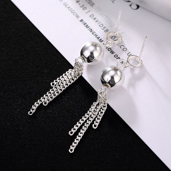 brinco silver, korean version, ball, fringes, simple fashion fashion, ladies' long section, tremella accessories wholesale, Golden;silver
brinco silver, korean version, ball, fringes, simple fashion fashion, ladies' long section, tremella accessories wholesale, Golden;silver
