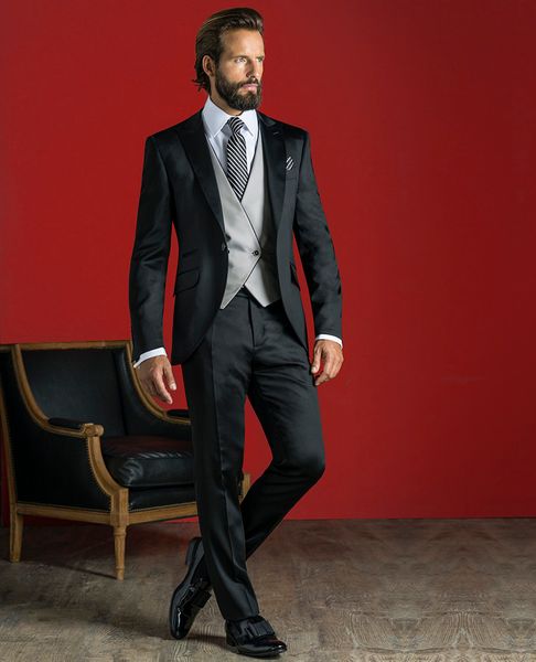 2018 men suit black peaked lapel wedding suits for man bridegroom groomsmen custom made slim fit formal tuxedos 3piece man prom fashion, Black;gray
2018 men suit black peaked lapel wedding suits for man bridegroom groomsmen custom made slim fit formal tuxedos 3piece man prom fashion, Black;gray