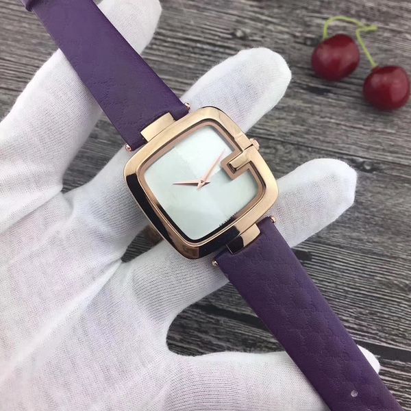 Relógios de pulso d_watches
Relógios de pulso d_watches