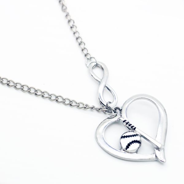 2018 peach heart softball baseball alloy pendant gives father a jewelry necklace ing, Silver
2018 peach heart softball baseball alloy pendant gives father a jewelry necklace ing, Silver