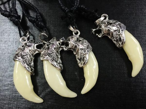 12 pcs fashion brave men wolf head yak bone tibet teeth pendant necklace wolf couples ivory necklace, Silver
12 pcs fashion brave men wolf head yak bone tibet teeth pendant necklace wolf couples ivory necklace, Silver