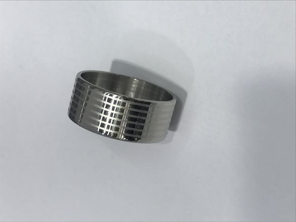 8mm stainless steel women men wedding ring black and gold do not fade lovers jewelry, Silver
8mm stainless steel women men wedding ring black and gold do not fade lovers jewelry, Silver