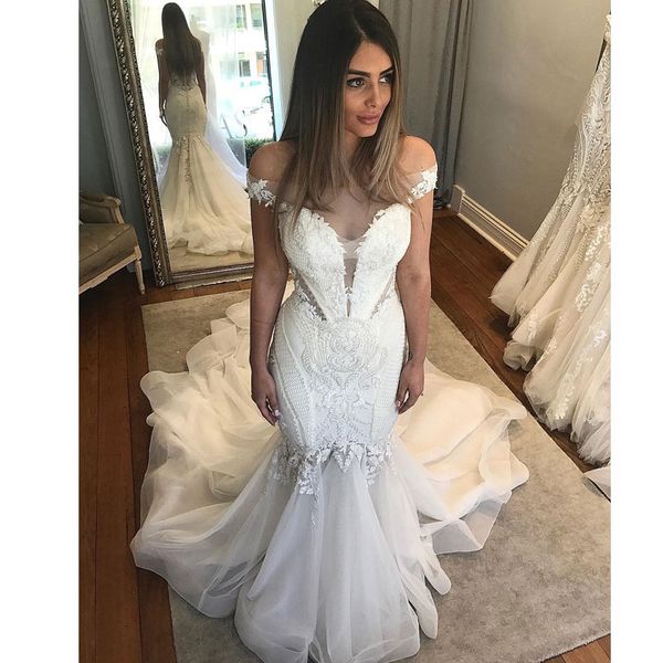 amazing lace mermaid wedding dresses off the shoulder plunging neck sheer buttons back bridal gowns appliqued plus size vestidos de nnovia, White
amazing lace mermaid wedding dresses off the shoulder plunging neck sheer buttons back bridal gowns appliqued plus size vestidos de nnovia, White