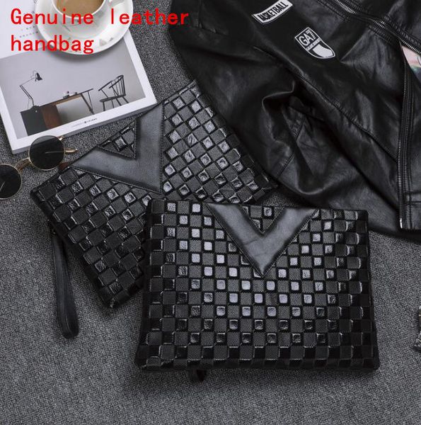 Factory wholesale man bag beautifully embossed leathers wrist Baotou layer cowhide business envelope file bags British leather storage wallet
Factory wholesale man bag beautifully embossed leathers wrist Baotou layer cowhide business envelope file bags British leather storage wallet