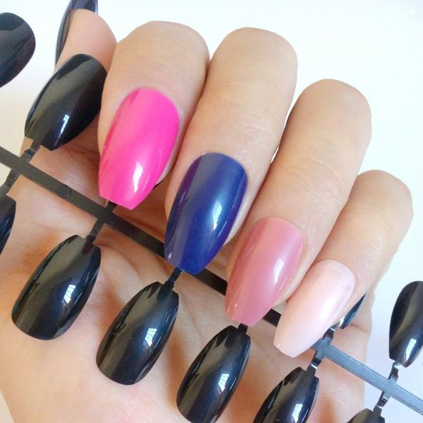 flat fake nails colors coffin nail acrylic stiletto nails full cover false diy manicure tool, Red;gold
flat fake nails colors coffin nail acrylic stiletto nails full cover false diy manicure tool, Red;gold