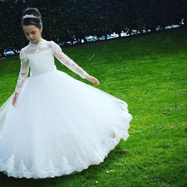 long sleeve high neck flower girls dresses white tulle a-line lace girls birthday party dresses back bow, White;blue
long sleeve high neck flower girls dresses white tulle a-line lace girls birthday party dresses back bow, White;blue