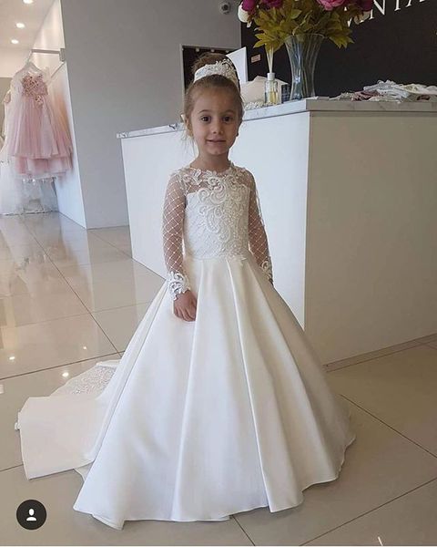 a-line satin flower girls dresses o-neck see though long sleeve wedding party dress for little girls lace appliques first communion gowns, White;blue
a-line satin flower girls dresses o-neck see though long sleeve wedding party dress for little girls lace appliques first communion gowns, White;blue