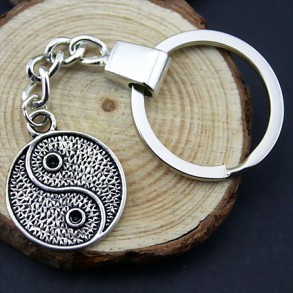 6 pieces key chain women key rings car keychain for keys yin yang 23x23mm, Slivery;golden
6 pieces key chain women key rings car keychain for keys yin yang 23x23mm, Slivery;golden