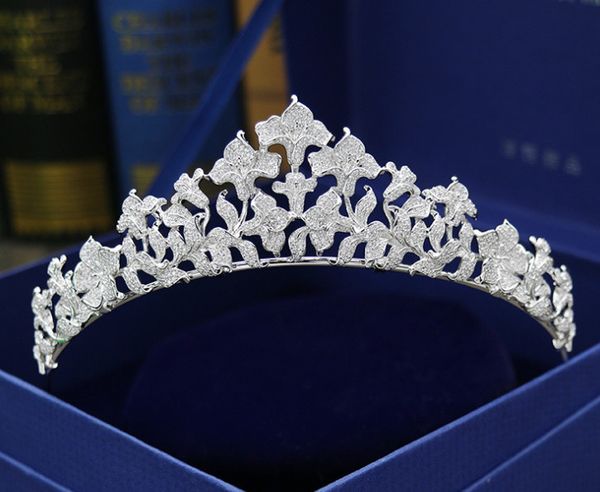luxury bride zircon large crown flower wedding head jewelry wedding dress princess crown, Silver
luxury bride zircon large crown flower wedding head jewelry wedding dress princess crown, Silver