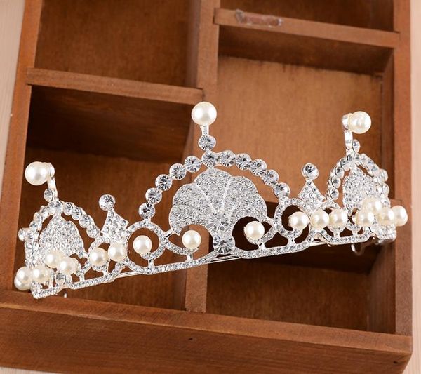 bridal accessories wedding dress accessories brides diamond pearl crown crown hoop, Silver
bridal accessories wedding dress accessories brides diamond pearl crown crown hoop, Silver