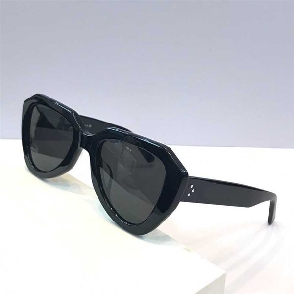 new fashion designer sunglasses 40046 cat eye frame popular style for man and women selling uv400 protection eyewear, White;black
new fashion designer sunglasses 40046 cat eye frame popular style for man and women selling uv400 protection eyewear, White;black