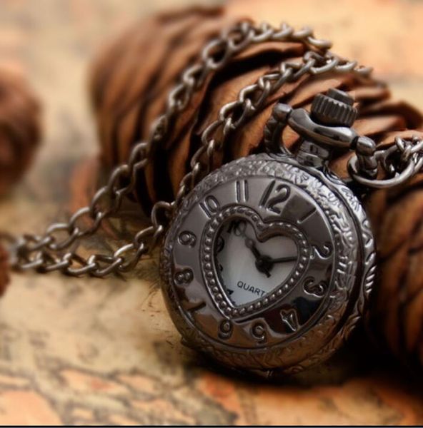 new arrive small size black heart crown roman men women pocket watch necklace for xmas gift, Slivery;golden
new arrive small size black heart crown roman men women pocket watch necklace for xmas gift, Slivery;golden