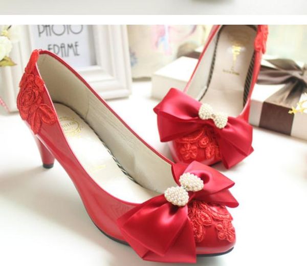 send lace water drill pearl bowknot bride shoes wedding women's single shoes heel 3cm ,4.5cm,8.5cm, Black
send lace water drill pearl bowknot bride shoes wedding women's single shoes heel 3cm ,4.5cm,8.5cm, Black
