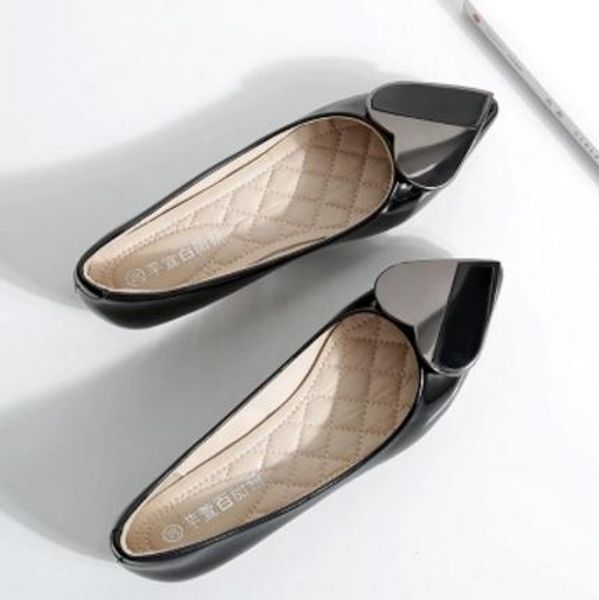 send pointed end flat bottom shallow mouth spring 2018 new style korean version women single shoes, Black
send pointed end flat bottom shallow mouth spring 2018 new style korean version women single shoes, Black