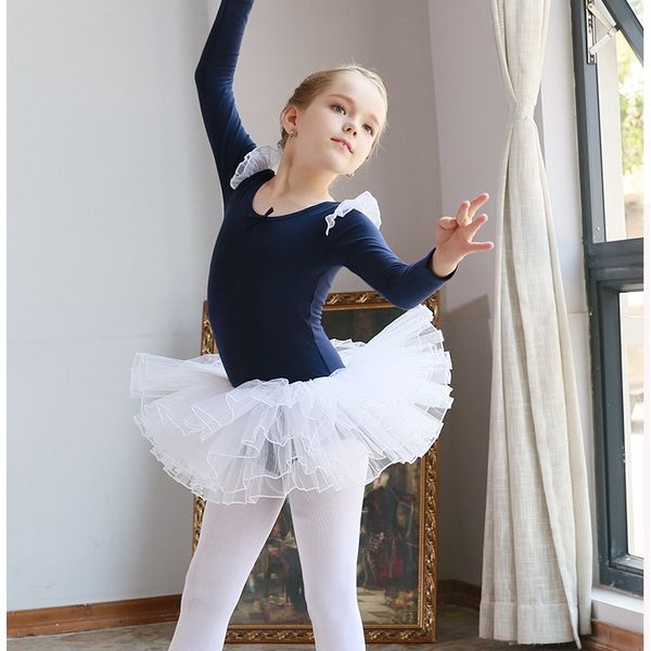 10 sets-suit&pant)girls performing ballet skirts long sleeved children's performance costumes spring training costumes, Black;red
10 sets-suit&pant)girls performing ballet skirts long sleeved children's performance costumes spring training costumes, Black;red