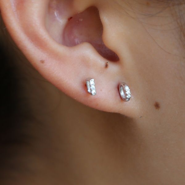 wholesale mini earbone ear er studs geometric round square cz stud 925 sterling silver minimal minimalist girl women second stud earring, Golden;silver
wholesale mini earbone ear er studs geometric round square cz stud 925 sterling silver minimal minimalist girl women second stud earring, Golden;silver