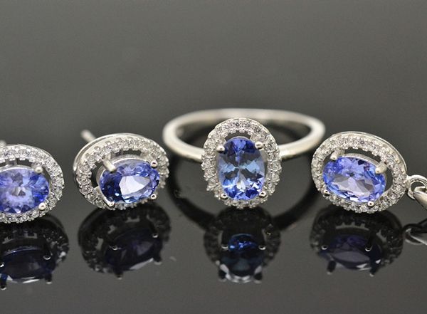 2017 new tanzanite blue gemstone 925 stering silver wedding jewelry set stud earrings rings princess pendant, Black
2017 new tanzanite blue gemstone 925 stering silver wedding jewelry set stud earrings rings princess pendant, Black