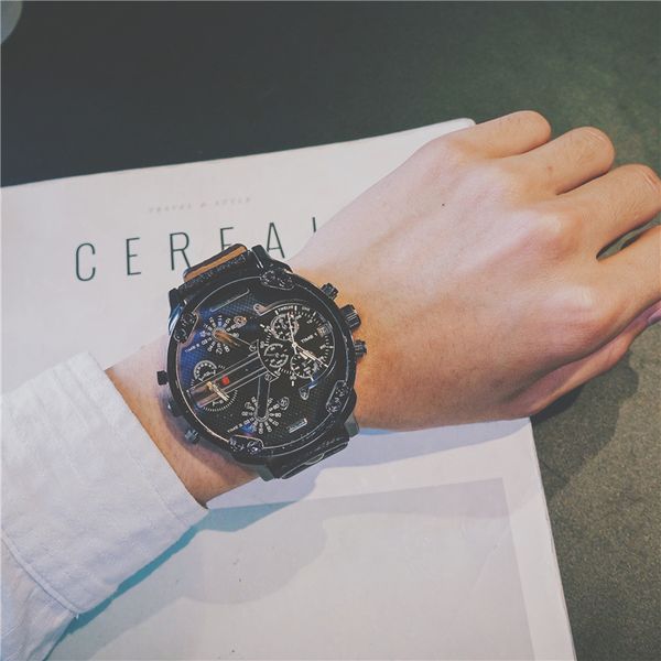 creative two movements big dial army men quartz wristwatch man's classical blue ray watches male sports hours watch, Slivery;brown
creative two movements big dial army men quartz wristwatch man's classical blue ray watches male sports hours watch, Slivery;brown