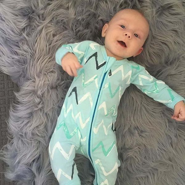ins ale in china european and american wave printing long sleeve baby crawl for men women pants outgoing clothes, Blue
ins ale in china european and american wave printing long sleeve baby crawl for men women pants outgoing clothes, Blue