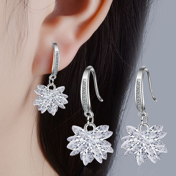 fashion rhinestone zirconia stainless steel stud earring for women display boards wholesale jewelry lots lr285 ing, Golden;silver
fashion rhinestone zirconia stainless steel stud earring for women display boards wholesale jewelry lots lr285 ing, Golden;silver