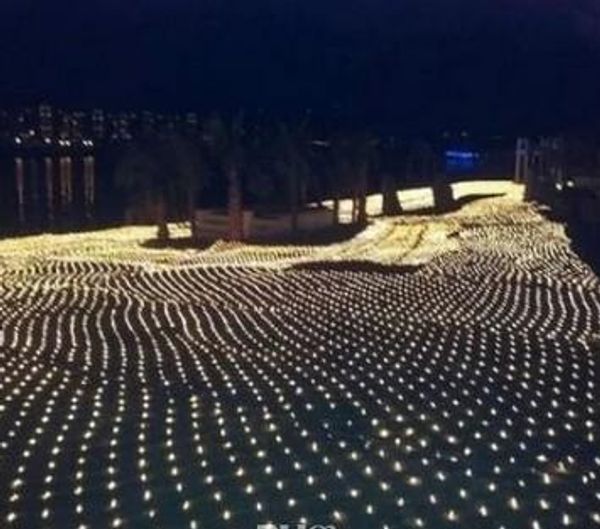 1.5 m *1.5m 96led holiday christmas lights led net light flashing lights string lights all over the sky star head fishing nset ac 110v-250v
1.5 m *1.5m 96led holiday christmas lights led net light flashing lights string lights all over the sky star head fishing nset ac 110v-250v