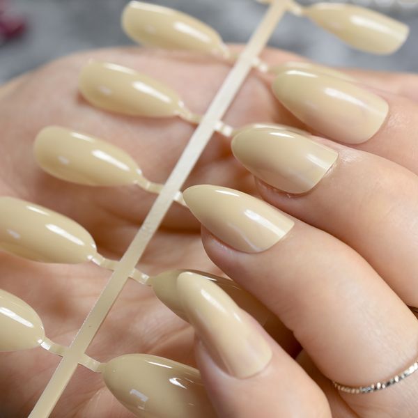 24pcs beige candy nail tips almond design point stileo acrylic nails medium full cover press on nail manicure accessories 584p, Red;gold 
24pcs beige candy nail tips almond design point stileo acrylic nails medium full cover press on nail manicure accessories 584p, Red;gold