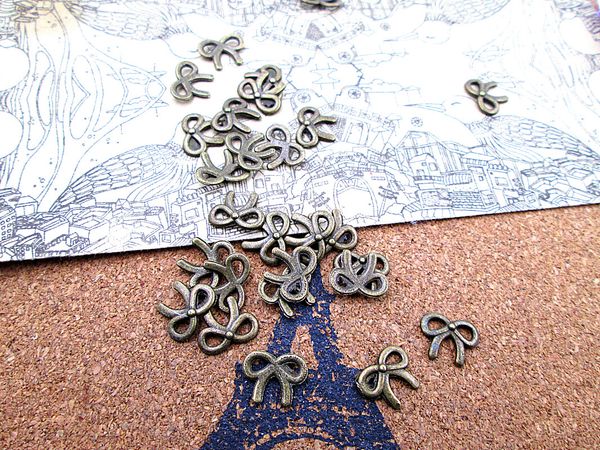 450pcs--11*8mm antique bronze small size bow butterfly bow diy charms pendants, Bronze;silver
450pcs--11*8mm antique bronze small size bow butterfly bow diy charms pendants, Bronze;silver