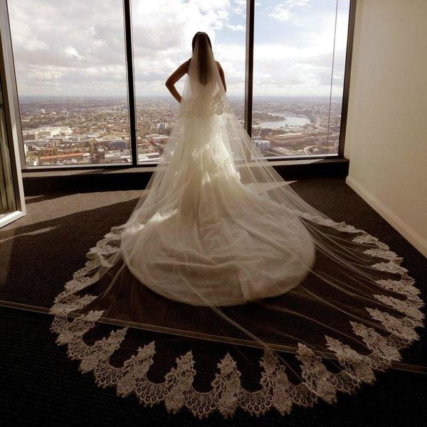 2018 new long white ivory wedding veil appliques lace beaded bridal veils bride wedding accessories for wedding dresses qc1214, Black
2018 new long white ivory wedding veil appliques lace beaded bridal veils bride wedding accessories for wedding dresses qc1214, Black