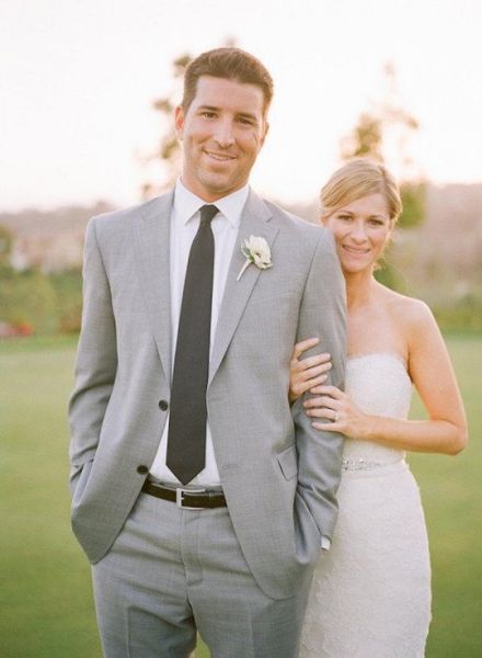 gray men suits 2018 wedding dress blazer slim fit groom tuxedos handsome men suit 2 pieces fashion gentlemen prom wear (jacket+pants, Black;gray
gray men suits 2018 wedding dress blazer slim fit groom tuxedos handsome men suit 2 pieces fashion gentlemen prom wear (jacket+pants, Black;gray