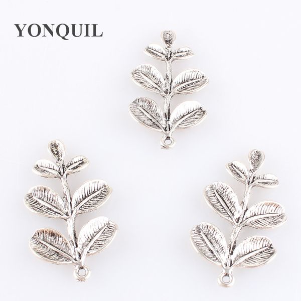2018 vintage 24pcs/lot wholesale leaf brooch pins love wedding jewelry pins and brooches for women flower kampanula -chehol broches sybb54, Blue;slivery
2018 vintage 24pcs/lot wholesale leaf brooch pins love wedding jewelry pins and brooches for women flower kampanula -chehol broches sybb54, Blue;slivery