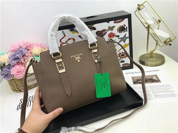 New europe 2018 luxury brand women bag handbag famou de igner handbag ladie handbag fa hion tote bag women 039 hop bag backpack 03
New europe 2018 luxury brand women bag handbag famou de igner handbag ladie handbag fa hion tote bag women 039 hop bag backpack 03