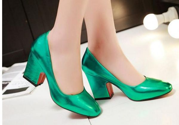 send four seasons shoes with rough heel and low help single shoes shallow mouth, Black
send four seasons shoes with rough heel and low help single shoes shallow mouth, Black