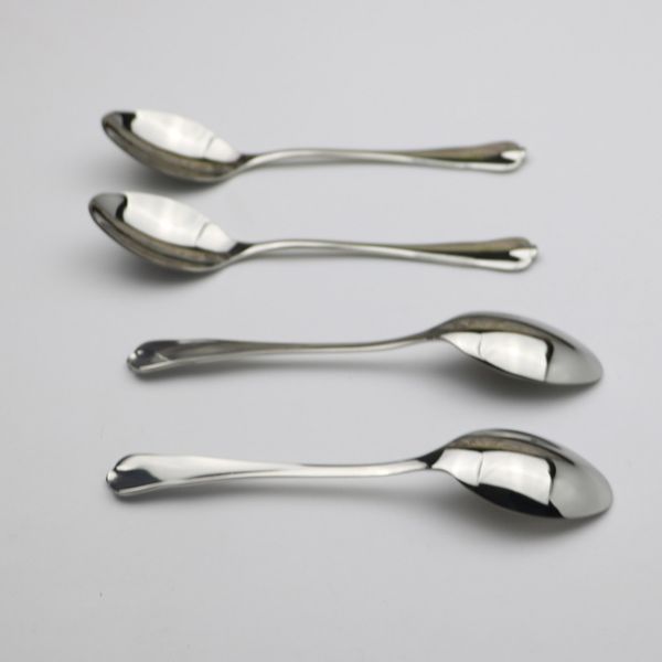 4 pcs/lot stainless steel tea spoon flatware set mini coffee spoon cutlery set ice cream teaspoons dinner tea spoons set
4 pcs/lot stainless steel tea spoon flatware set mini coffee spoon cutlery set ice cream teaspoons dinner tea spoons set