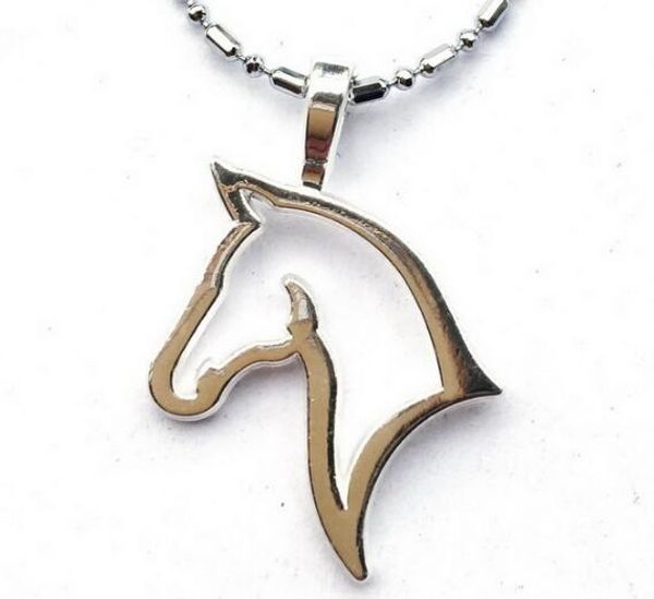 10pc/lot silver plated hollow horse head pendant chain necklace-horse lover equestrian jewelry gift drop shipping new arrival sale
10pc/lot silver plated hollow horse head pendant chain necklace-horse lover equestrian jewelry gift drop shipping new arrival sale