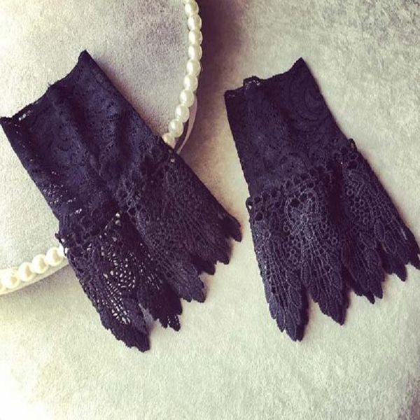 beautiful goddess elelace arm warmers women gloves accessories black white cuff fake arm sleeves wh, Blue;gray
beautiful goddess elelace arm warmers women gloves accessories black white cuff fake arm sleeves wh, Blue;gray