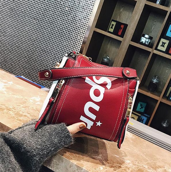 Free Shipping!!! 2018 Hot Sell Newest Classic Fashion Style Lady Shoulder handbag bag women Totes bags Composite Bag 108
Free Shipping!!! 2018 Hot Sell Newest Classic Fashion Style Lady Shoulder handbag bag women Totes bags Composite Bag 108