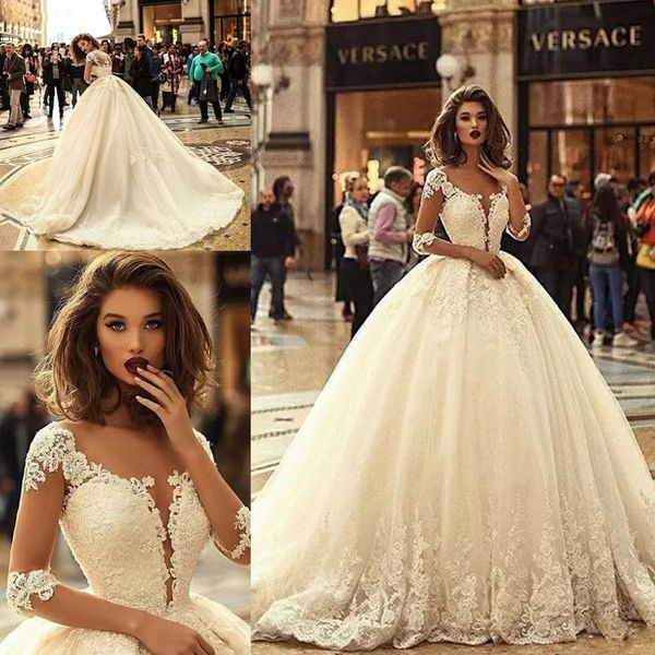 Vintage Gorgeous Ball Gown Wedding Dresses 2018 Half Sleeves Lace Applique Sweep Train Bridal Wedding Gowns Custom Made
Vintage Gorgeous Ball Gown Wedding Dresses 2018 Half Sleeves Lace Applique Sweep Train Bridal Wedding Gowns Custom Made