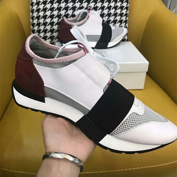 with shoe box new leather casual shoes women men designer sneakers genuine leather fashion mixed color, Black
with shoe box new leather casual shoes women men designer sneakers genuine leather fashion mixed color, Black